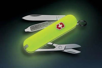 16 Swiss Army Knives - Real or Fake?